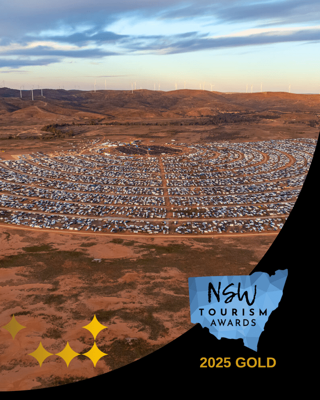 Broken Hill’s Mundi Mundi Bash strikes Gold at NSW Tourism Awards - Hema Maps Online Shop