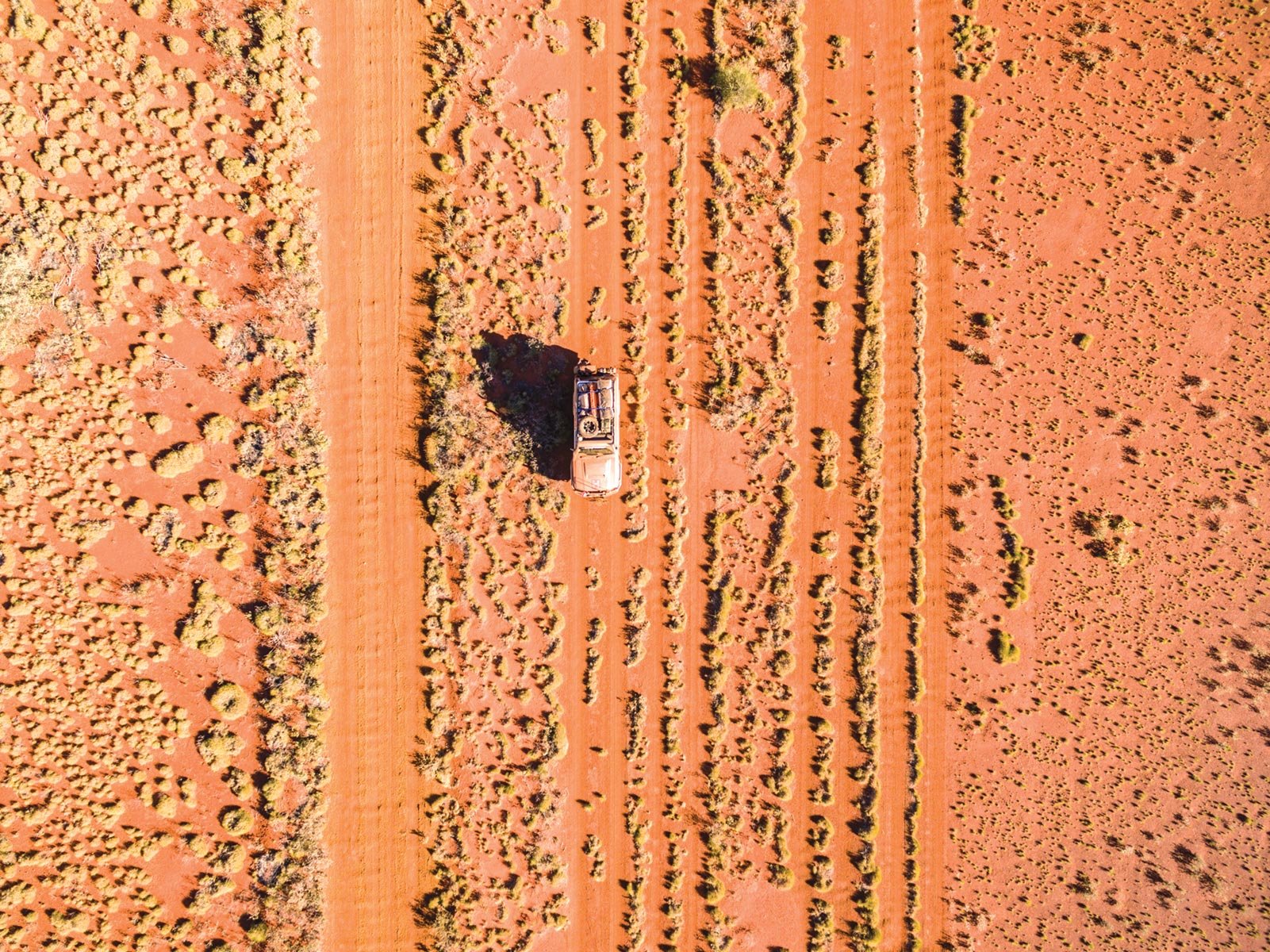 Driving the Gunbarrel Highway - Hema Maps Online Shop