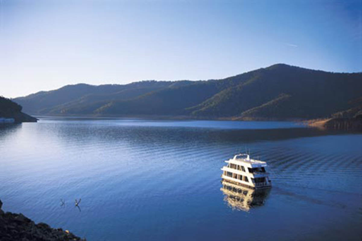Top Tinnie Territory – Lake Eildon, VIC - Hema Maps