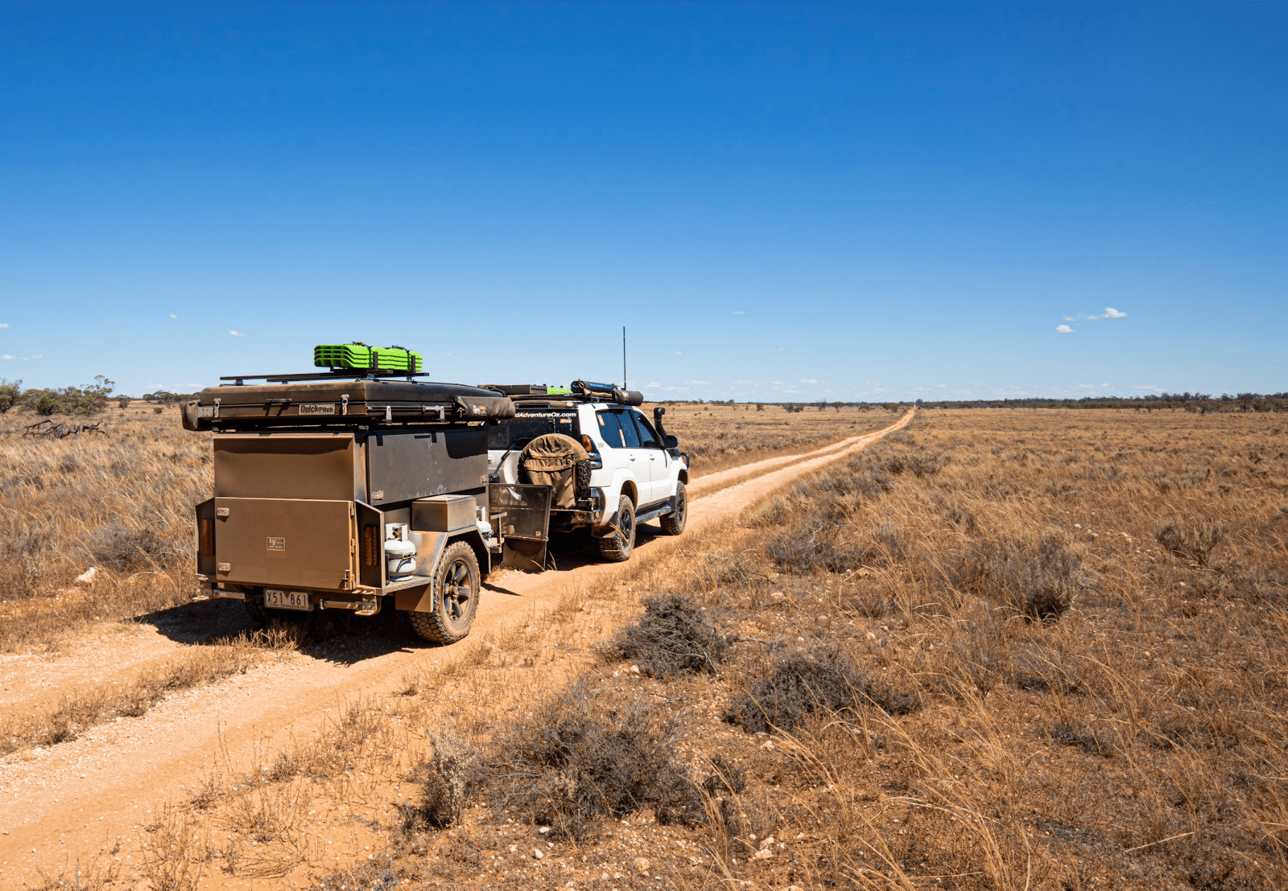 4WD Battery Systems - Hema Maps Online Shop