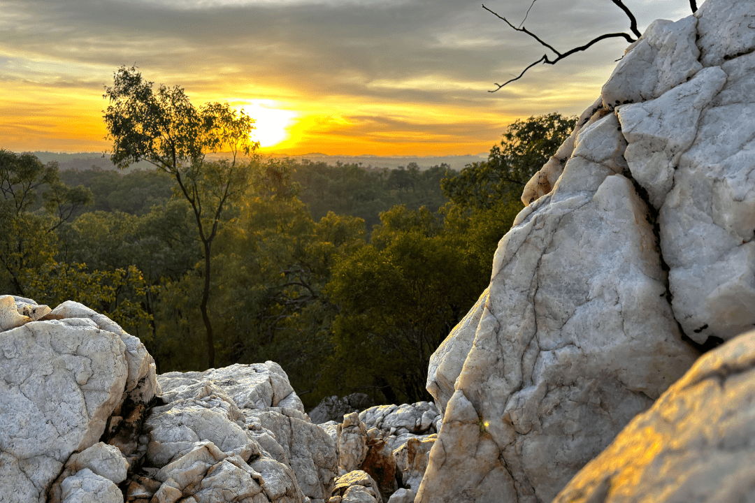 Eastern Savannah Way: Cairns to Cobbold Gorge - Hema Maps