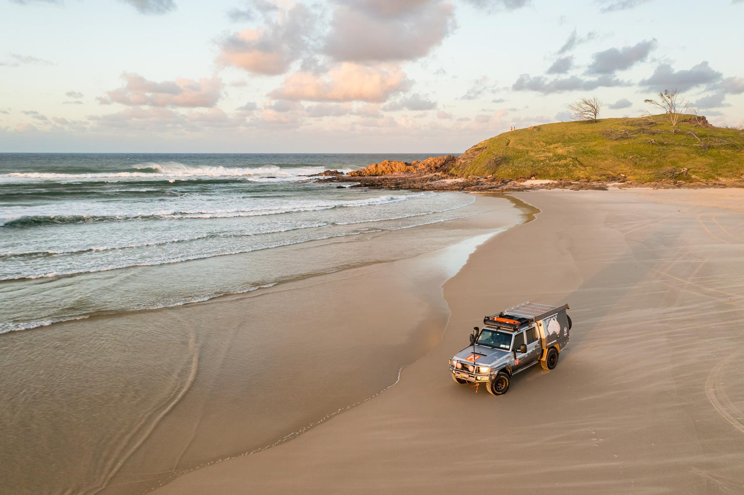 Free and budget campsites: Queensland - Hema Maps Online Shop