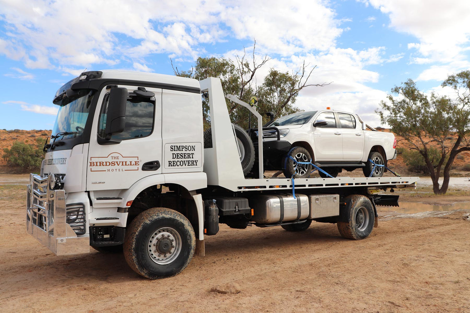 New Simpson Desert Recovery Service - Hema Maps Online Shop