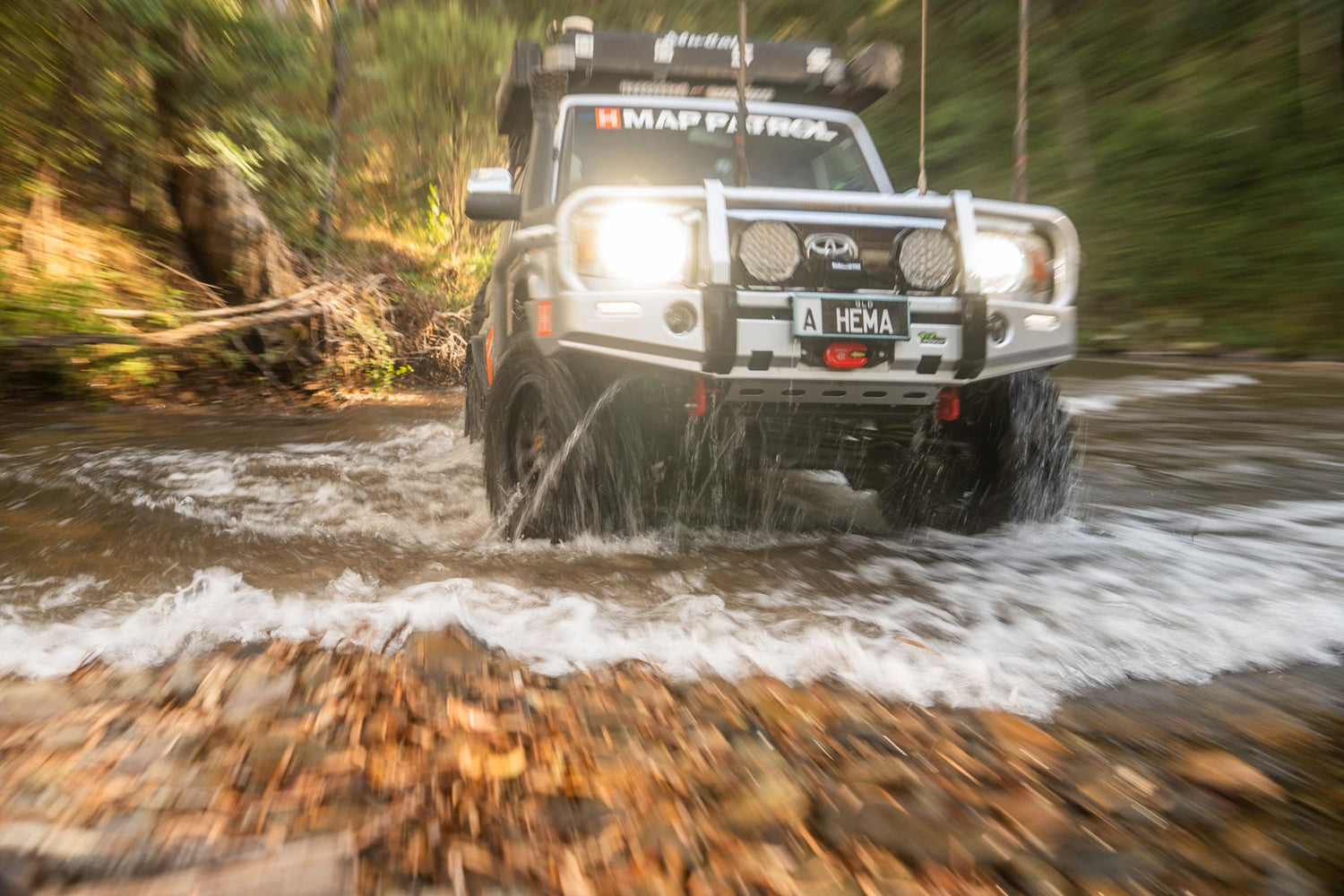 Rebuilding Hema Maps’ iconic 76 Series LandCruiser: Part 4 - Hema Maps Online Shop