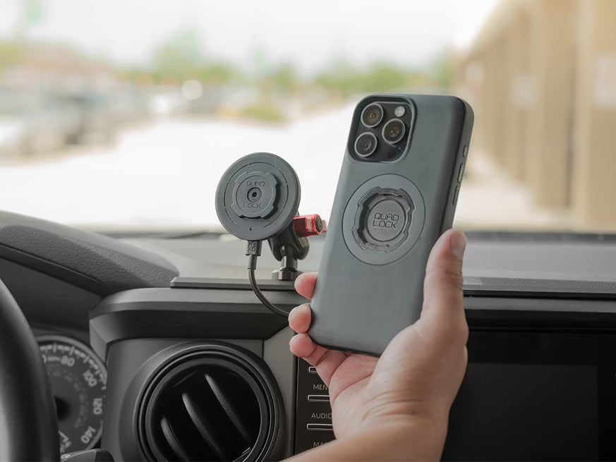 MAG AND WIRELESS CHARGING (OPTIONAL)